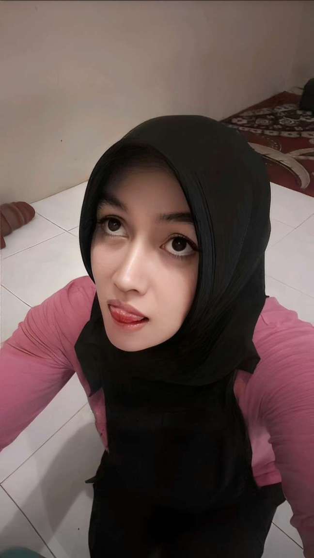 10 Viral Indonesia Video Wiwik 2025 Viral 2025 Anjay Hijab Kebaya coklat