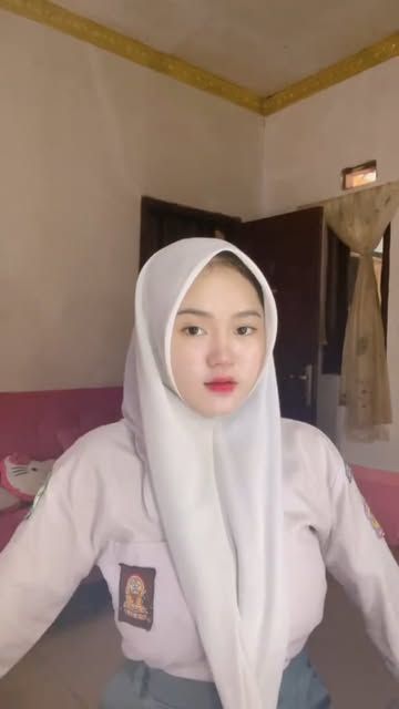 Viral Yandex Hijab Video ABG SMA Indo Aqilla Kacamata Pink Atas Bawah Imut Tutorial Wiwik Top 10 Trending Global Indonesia 2025